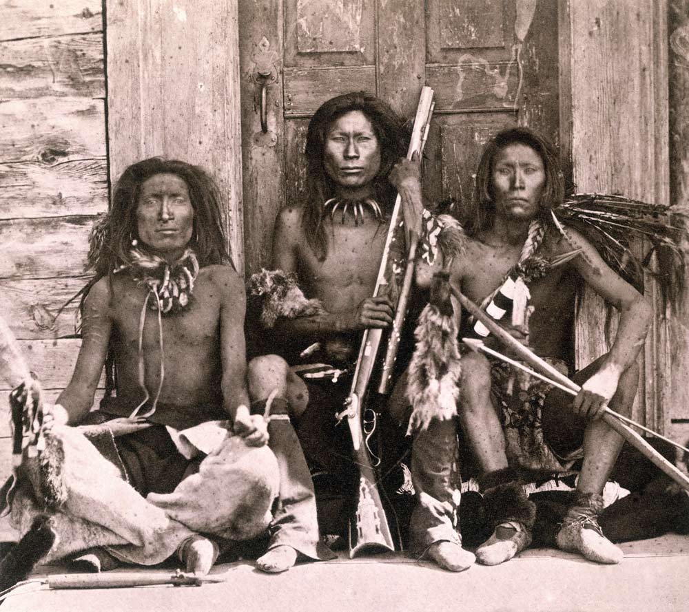 Spokane Indians, 1861 (b/w photo)  à Photographe anglais