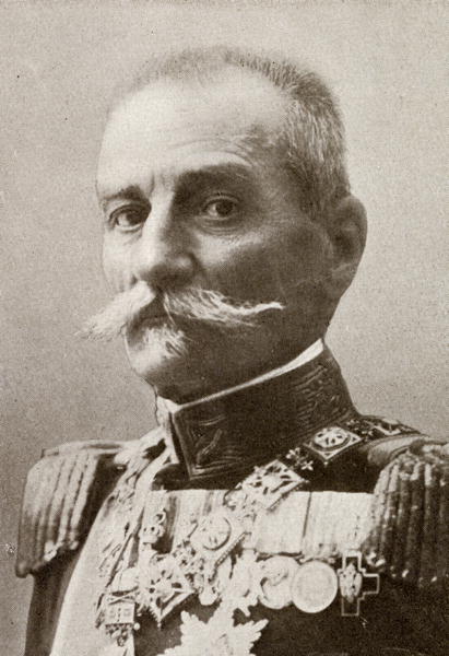King Peter I of Serbia, from ''The Year 1912'', published London, 1913 (b/w photo)  à Photographe anglais