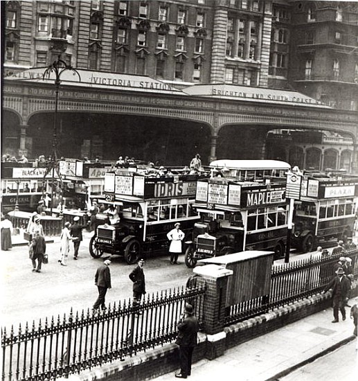 Victoria Station, 1920s à Photographe anglais