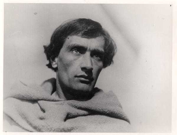 Antonin Artaud (1896-1948) in the film, ''The Passion of Joan of Arc'' by Carl Theodor Dreyer (1889- à Photographe français
