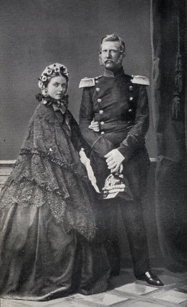 The Emperor (1831-88) and Empress (1840-1901) Frederick of Germany (b/w photo)  à Photographe allemand