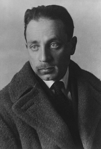 Rainer Maria Rilke (b/w photo)  à Photographe allemand (20ème siècle)