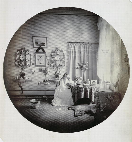 Interior of Muckross House, c.1865 (albumen print)  à Photographe irlandais (19ème siècle)