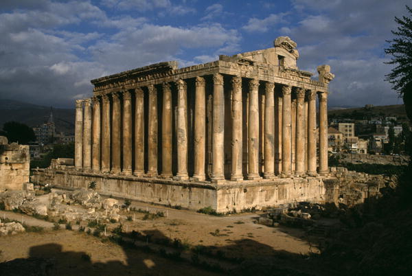 Temple of Bacchus, 2nd century AD (photo)  à Période impériale romaine (27 av. JC-476 après JC)