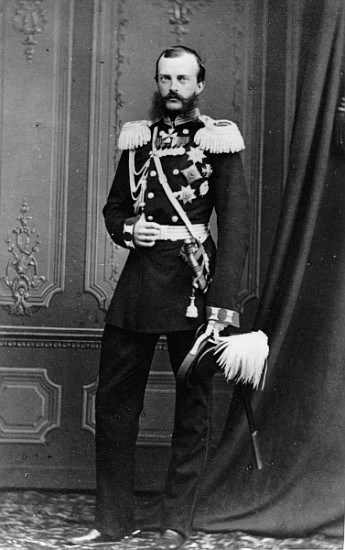 Portrait of Grand Duke Michael Nikolaevich of Russia, from the studio of E. Westly & Co. à Photographe russe