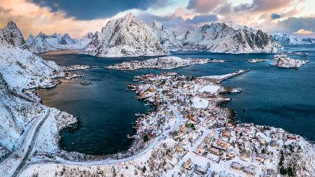 Aerial Reine