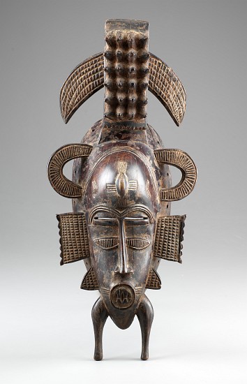 Kpelie Mask à Africain