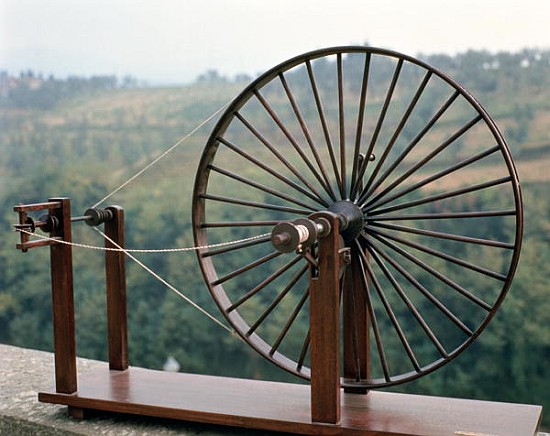 Model of a spinning machine from one of Leonardo''s drawings à (d'après) Leonardo da Vinci