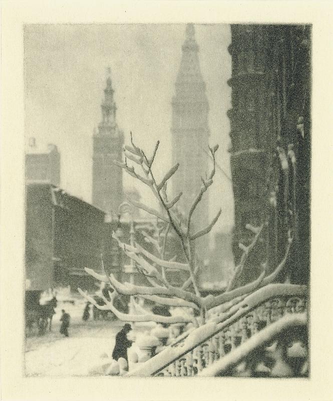 Zwei Türme, New York (aus: Camera Work) à Alfred Stieglitz