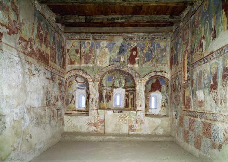 Freskenzyklus, Medianblick durch die Kapelle. Anfang 13. Jh. à Anonym Romanisch