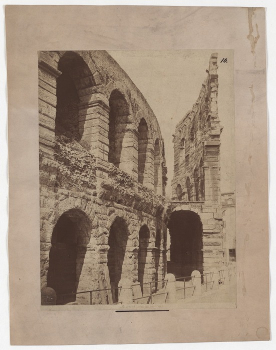 Verona: View of the amphitheatre à Anonyme
