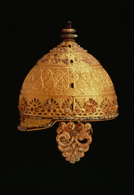 Celtic helmet found at AgrisCharante à Anonyme