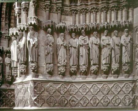 Central Portal of the West Facadedetail of Apostle figures on the left of the door à Anonyme