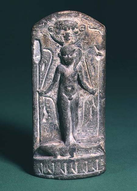 Cippus depicting a nude sun-god Horus on the front, holding sceptres and snakes in both hands and st à Anonyme
