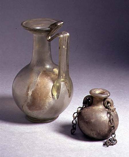 Flask, aryballos with chain à Anonyme
