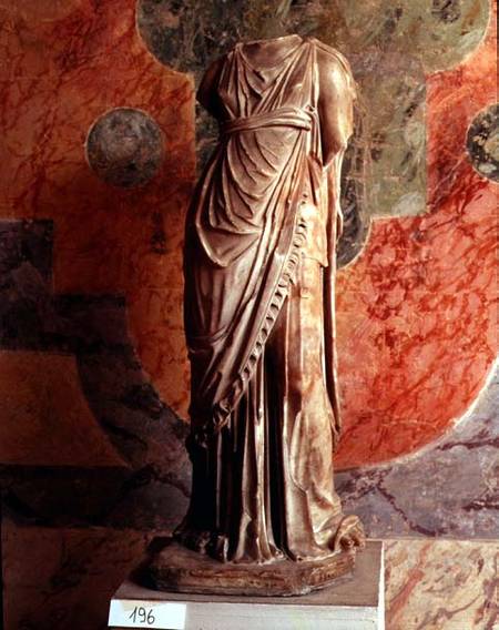 Headless female statue Roman à Anonyme