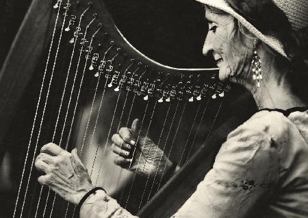 Playing the Harp