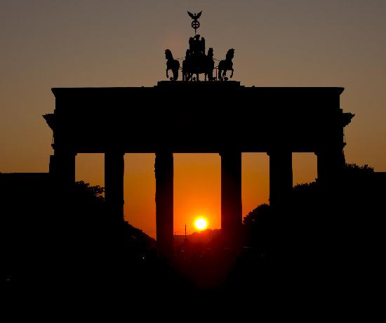 Brandenburger Tor à Arno Burgi