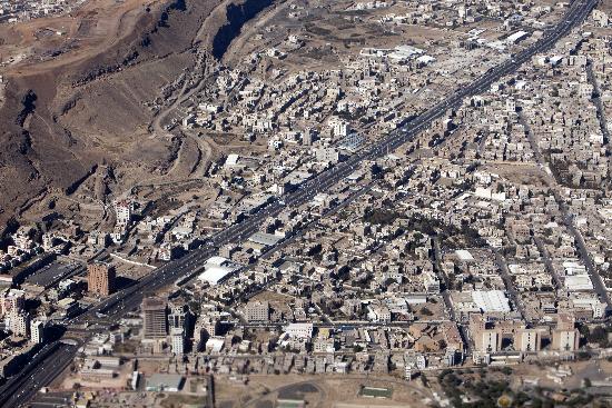 Jemen - Sanaa aus der Luft à Arno Burgi