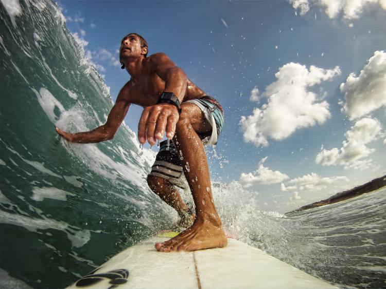 Surfer à Assaf Gavra