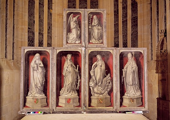 View of the panels of the closed altarpiece, depicting the Annunciation and saints, 1460-66 à (attribué à) Rogier van der Weyden
