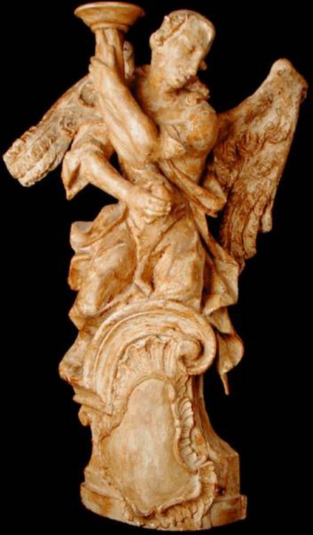 One of a pair of carved angel candlesticks à Ecole autrichienne