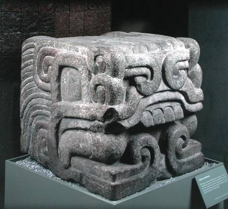 Head of a Feathered Serpent à Aztec