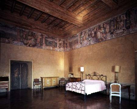 Bedroom decorated with a frieze depicting towns under Medici rule à Bartolomeo  Ammannati