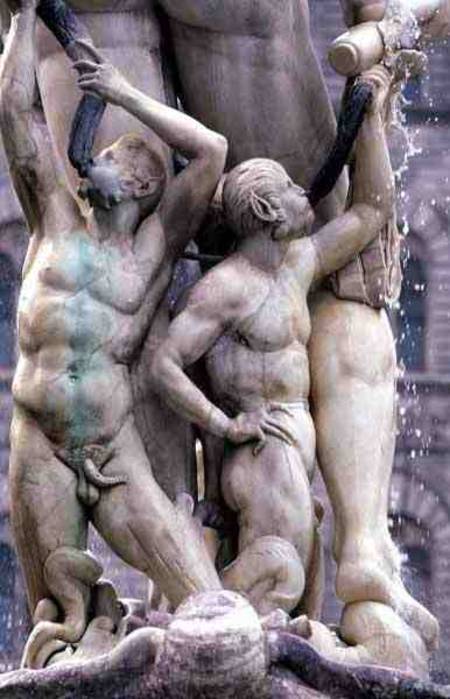 Detail from the Neptune Fountain, depicting two Tritons à Bartolomeo Ammannati