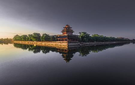 Moring Light on Forbidden City