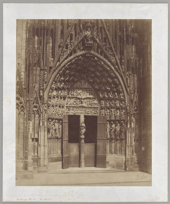 Strasbourg: The main portal of the cathedral à Bisson Frères