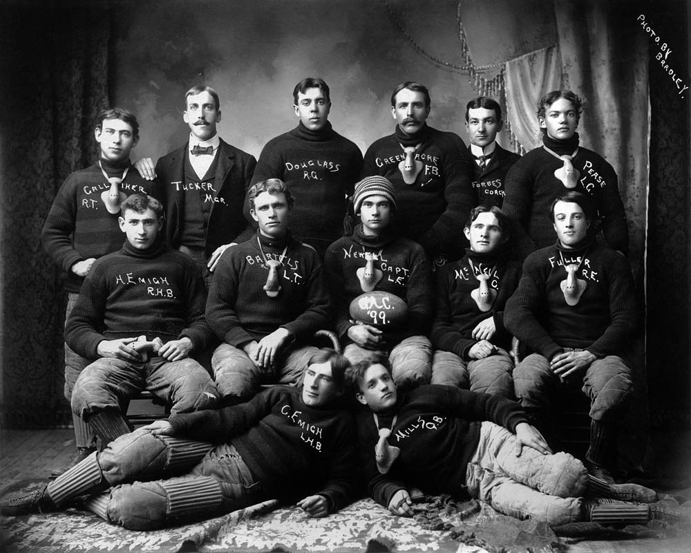 State Agricultural College football eleven, 1899 à Bradley