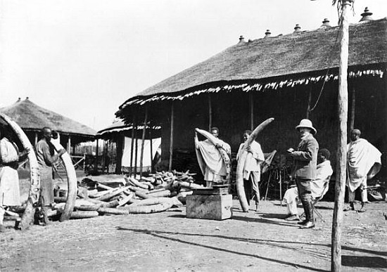 Ivory warehouses in Addis Abeba, Ethiopia, c.1900 ( b/w photo) à C. Chusseau-Flaviens