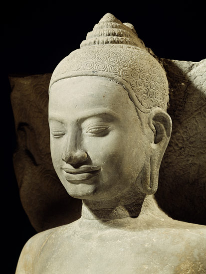 Buddha in Meditation on the Naga King, Mucilinda, detail of Buddha's head, from Preah Khan, Bayon st à Cambodgien