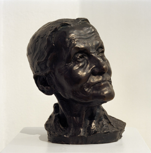 Old Helene (Bust of an Old Woman) à Camille Claudel