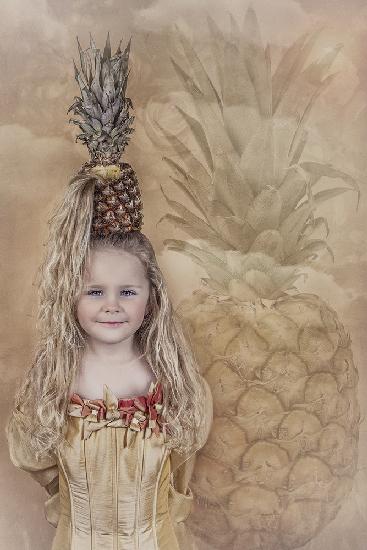Pineapple girl