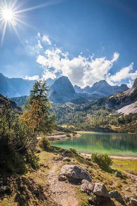 Path to Seebensee in the Gaistal with a view of the Rauher Kopf, Ehrwald