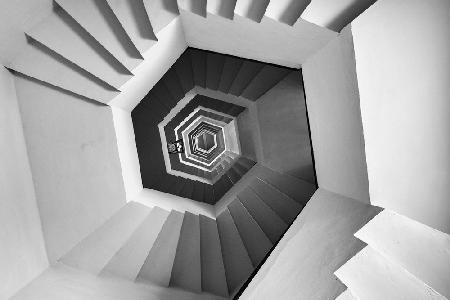 Illusive Geometry