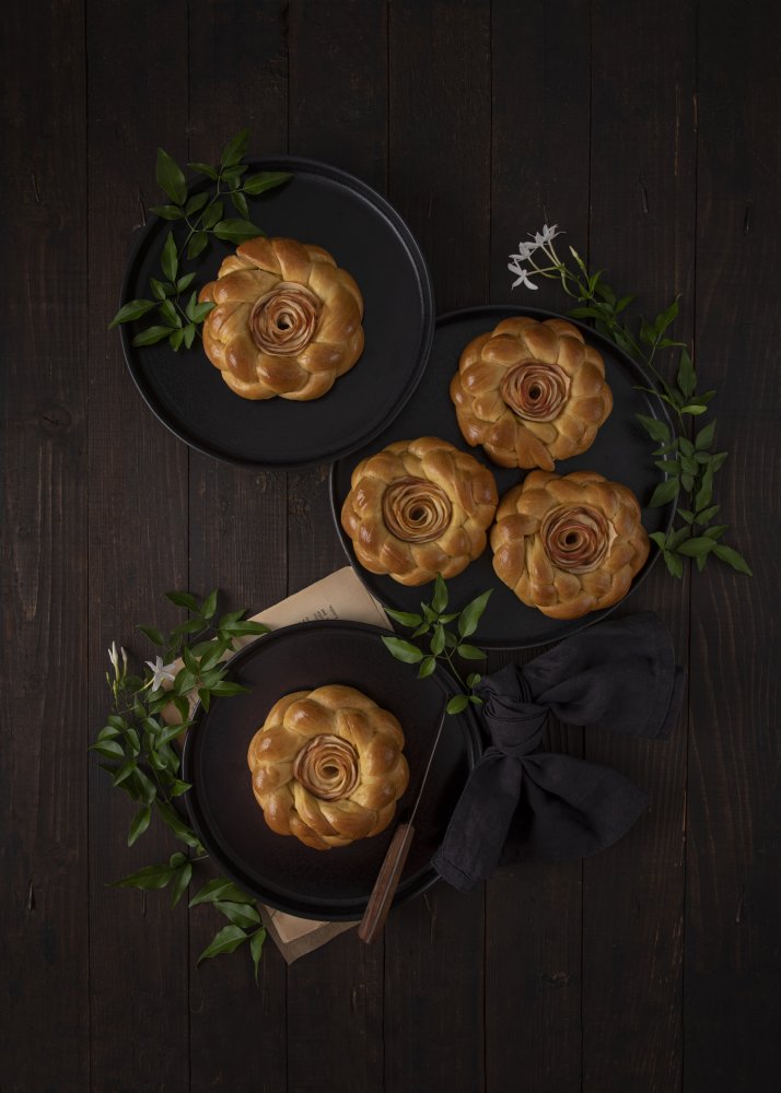 Apple cinnamon braided rolls à Diana Popescu