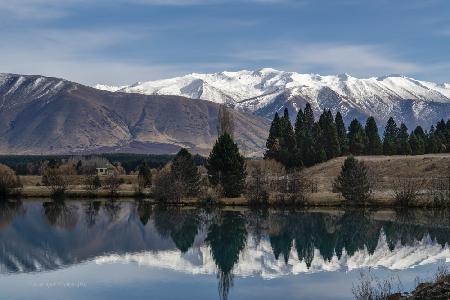 Reflections at Lake Ruataniwha