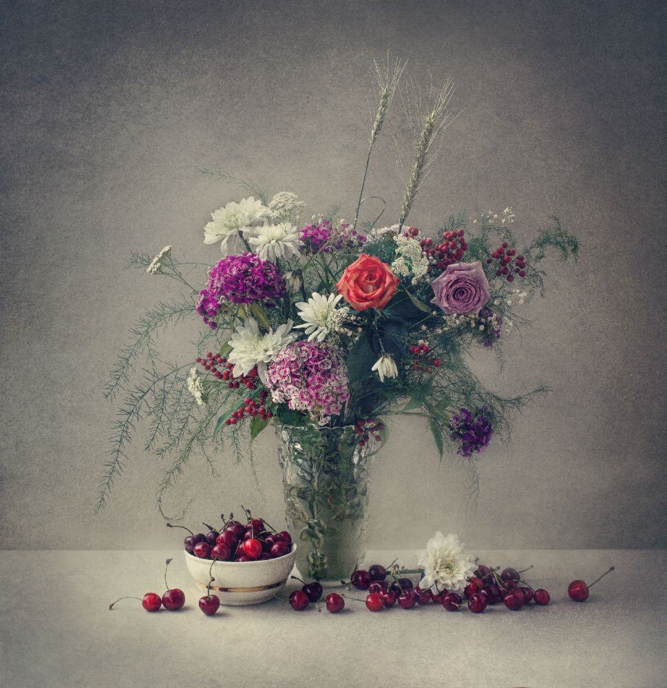Flowers and cherries à Dimitar Lazarov