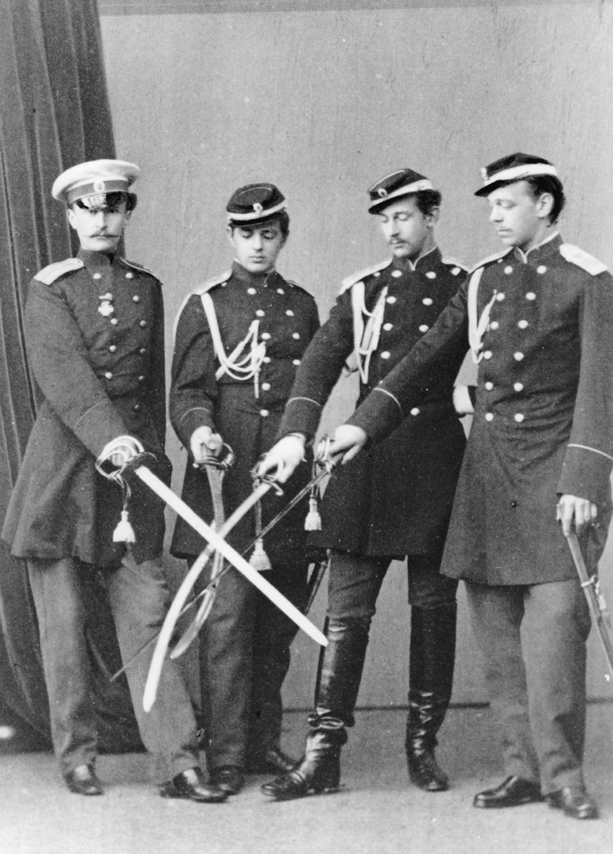 Grand Duke Alexander with brother Vladimir and cousins Nicholas Maximilianovich and Sergei Maximilia à Dimitrij Grigorjewitsch Lewizkij
