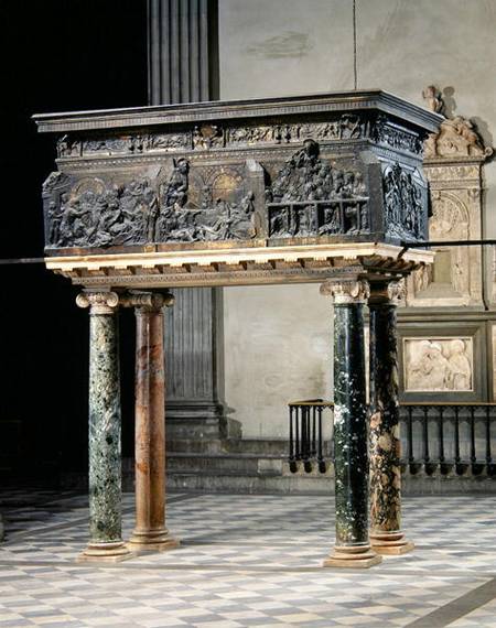Pulpit from the south side of the nave à Donatello