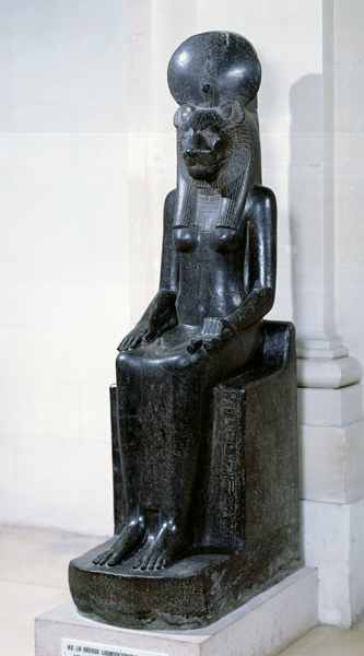 Statue of the lion-headed goddess Sekhmet, from the Temple of Mut, Karnak, New Kingdom à Egyptien