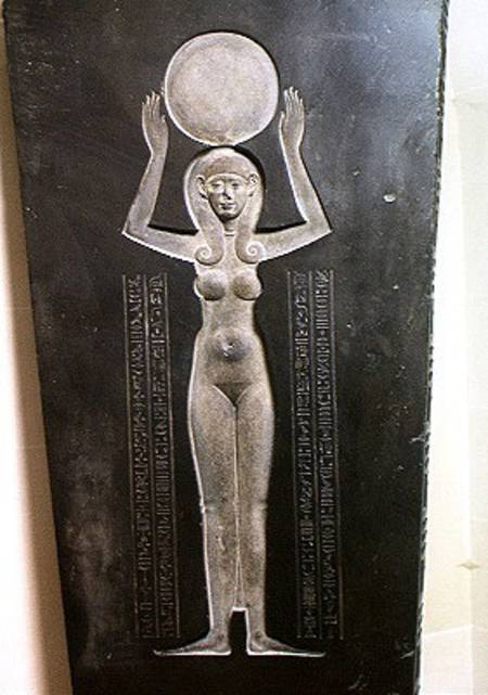 The Goddess Nut Raising the Sun, from the reverse of the lid of the Djedhor sarcophagus à Egyptien