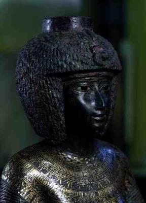Statue of the Divine Adoratress Karomama, Third Intermediate Period (bronze with gold, silver & elec à 22ème dynastie égyptienne