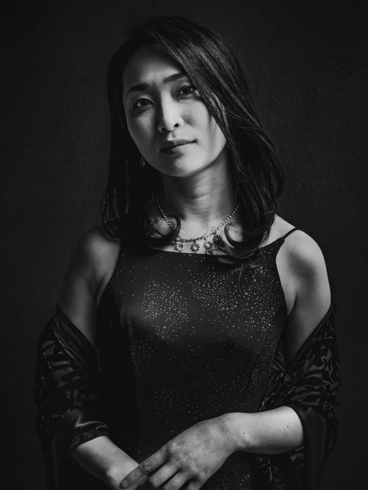 A Portrait of a Woman à Eiji Yamamoto
