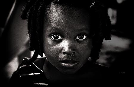 An expectant gaze (Benin) b&amp;w version