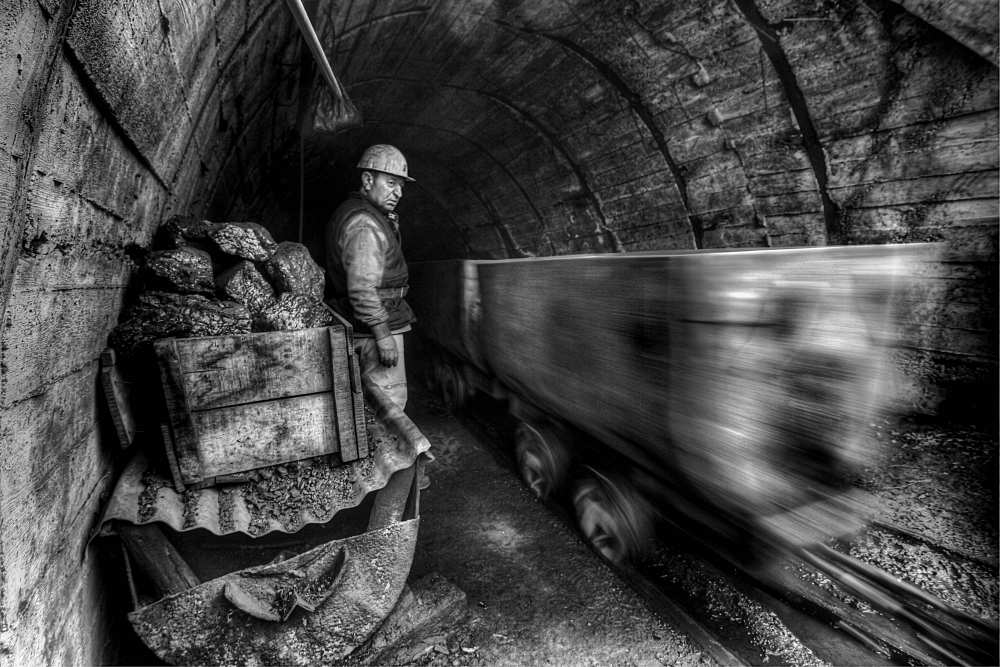 coal mine à Emine Basa