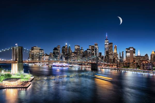 Moonrise in New york à emmanuel charlat